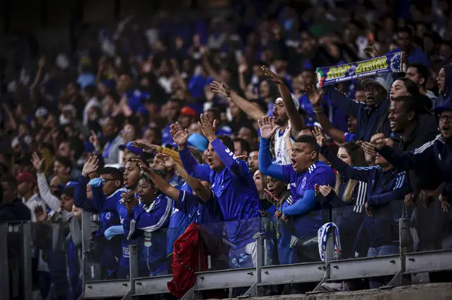 Torcida do Cruzeiro no estádio do Mineirão