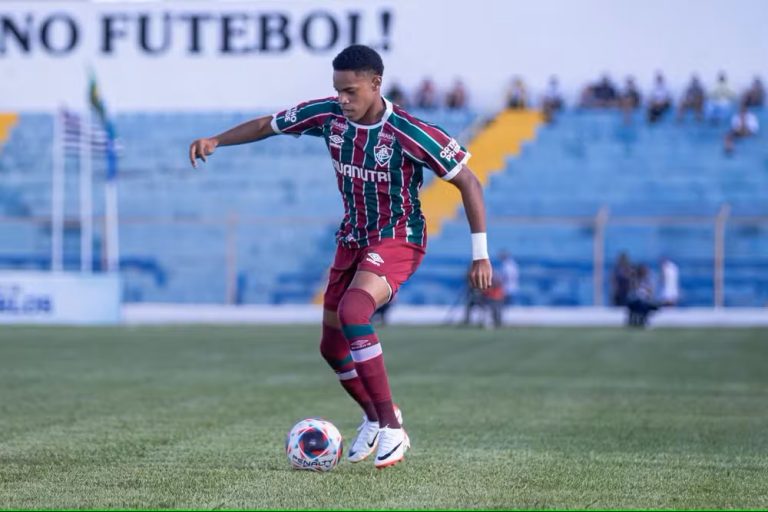 Matheus Reis Fluminense