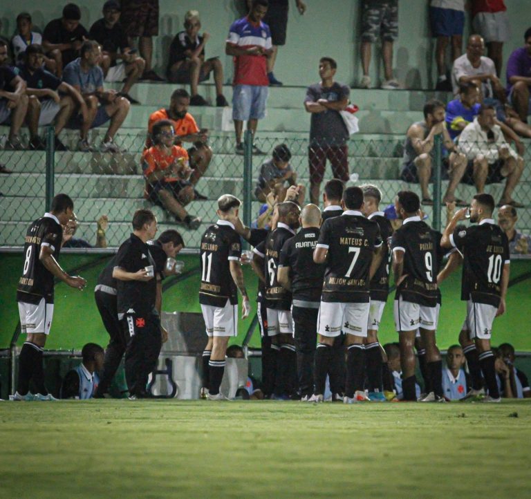 Time alternativo do Vasco no Carioca