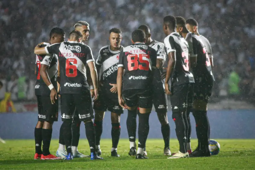 Jogadores do Vasco em São Januário