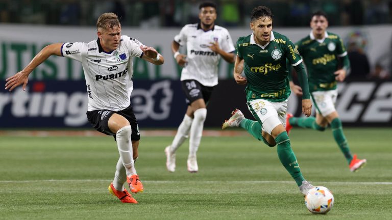 Raphael Veiga, meia, em Palmeiras x Liverpool-URU