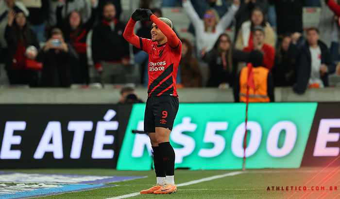 Vitor Roque, atacante do Athletico Paranaense