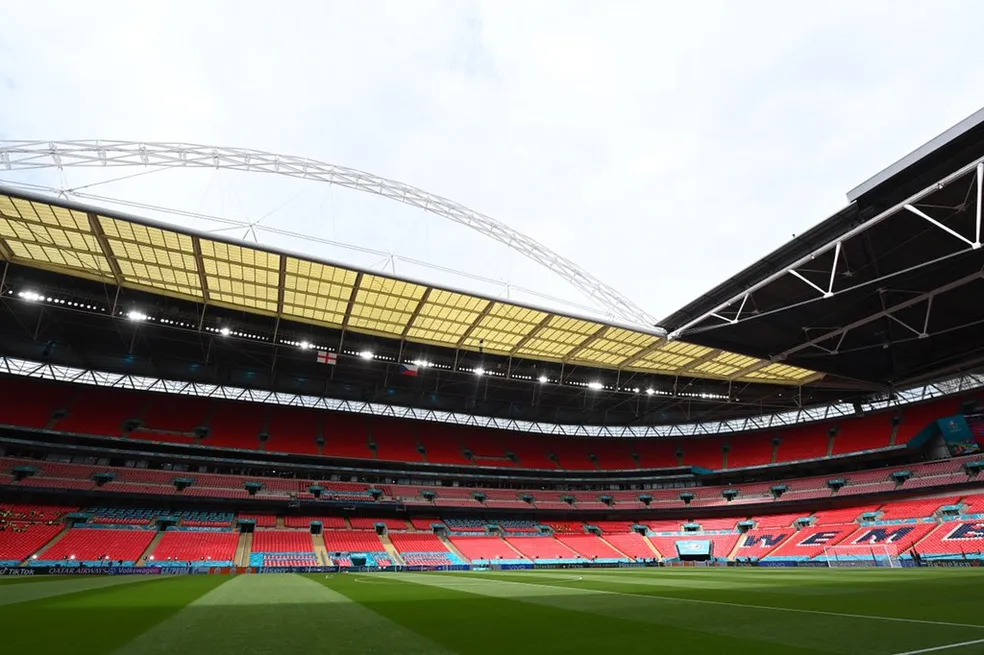 Wembley, em Londres, receberá amistoso entre Brasil e Inglaterra — Foto: Reprodução/Twitter