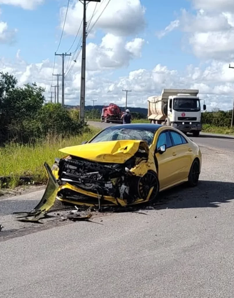 Zagueiro Raul Gustavo, do Bahia, sofreu acidente nesta segunda (3), após treino. Foto: Reprodução
