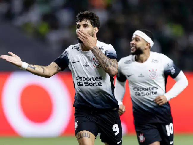 Yuri Alberto e Memphis, atacantes do Corinthians