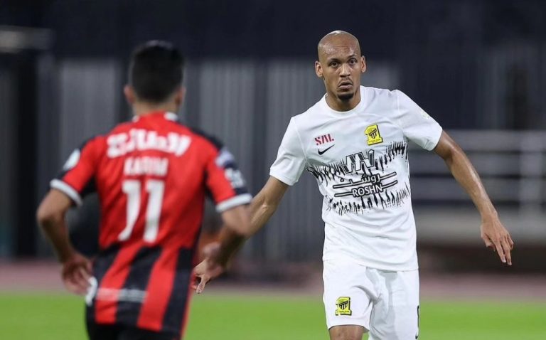 Fabinho impressionne dès ses débuts à Al-Ittihad