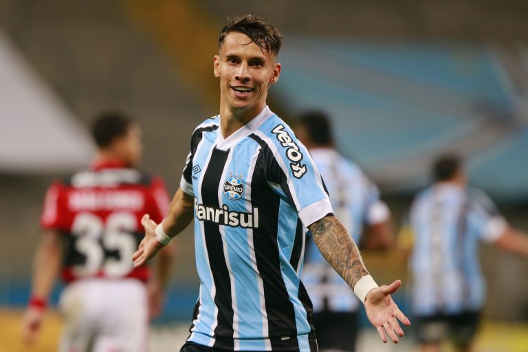 Rumeur de transfert : Le Celtic veut recruter un ailier de Gremio pour l'Écosse