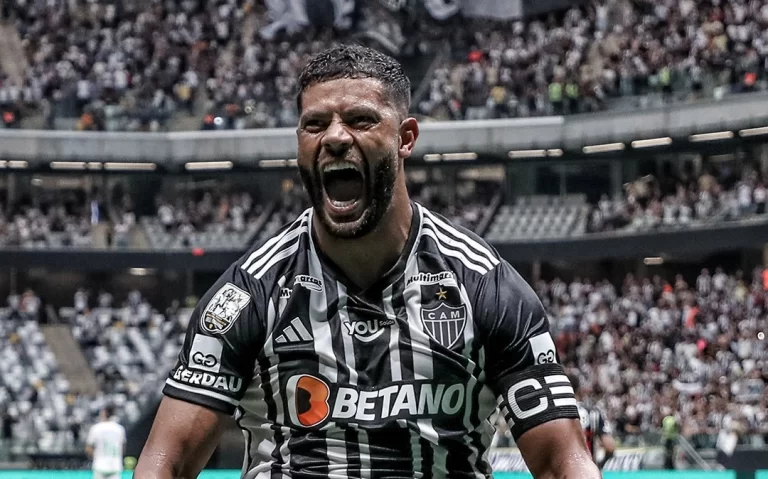 Hulk celebra un gol para Atlético Mineiro