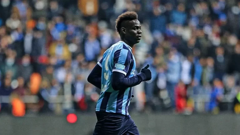 Mario Balotelli, futbolista italiano que interesa al Corinthians