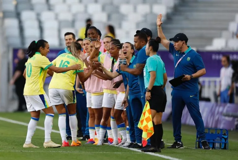 brasil femenino Paris