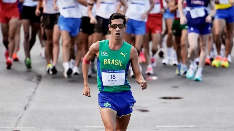 Caio Bonfim, medallista olímpico brasileño en marcha atlética