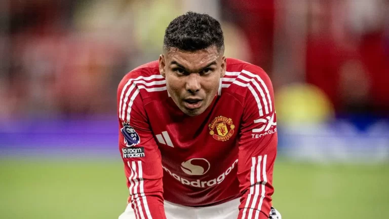 Casemiro, mediocentro defensivo brasileño del Manchester United