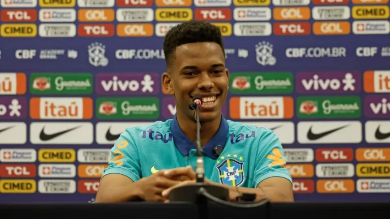 Estêvão Willian habló en rueda de prensa sobre su gran ídolo, Neymar Jr.