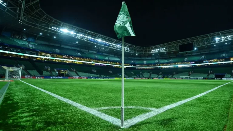 El estadio del Palmeiras posee césped sintético