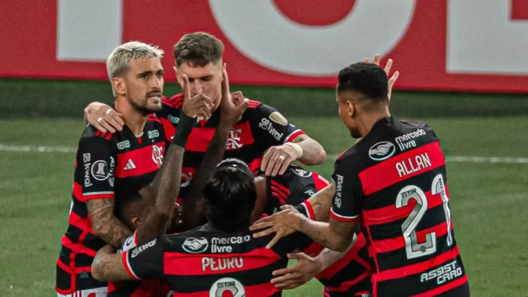 Los jugadores del Flamengo celebran tras una victoria en la Copa Libertadores