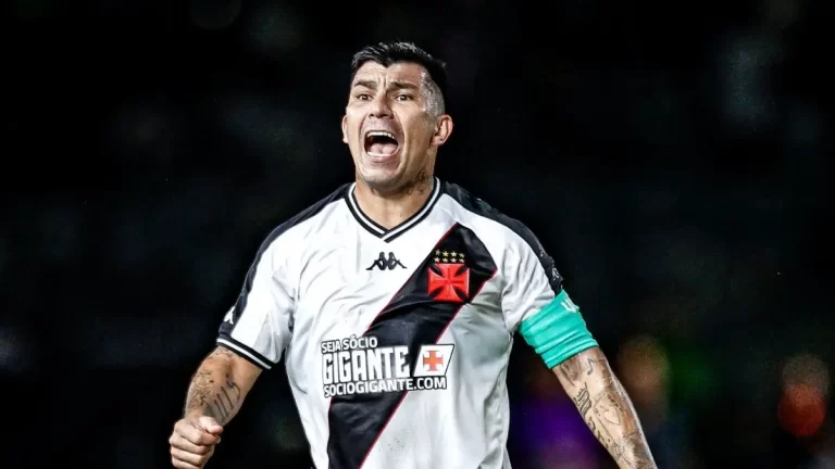 Gary Medel en su etapa como futbolista de Vasco da Gama