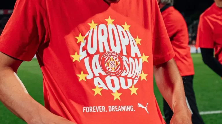 La camiseta utilizada por el Girona para celebrar su clasificación a competiciones europeas