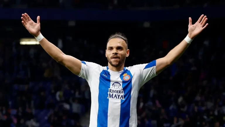 Martin Braithwaite, nuevo refuerzo de Grêmio, celebra un gol con en su etapa en el RCD Espanyol