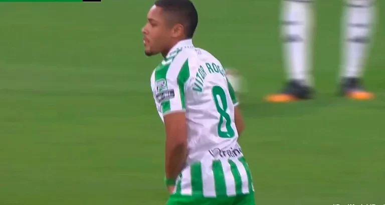 Vitor Roque Betis